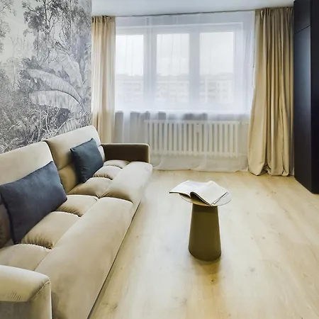Apartament Modern With Wifi In By Renters Warszawa