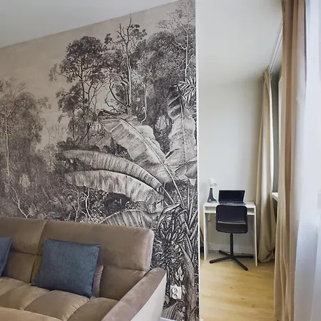 Apartament Modern With Wifi In By Renters Warszawa