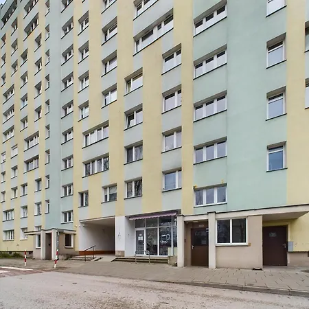 Апартаменты Modern With Wifi In By Renters